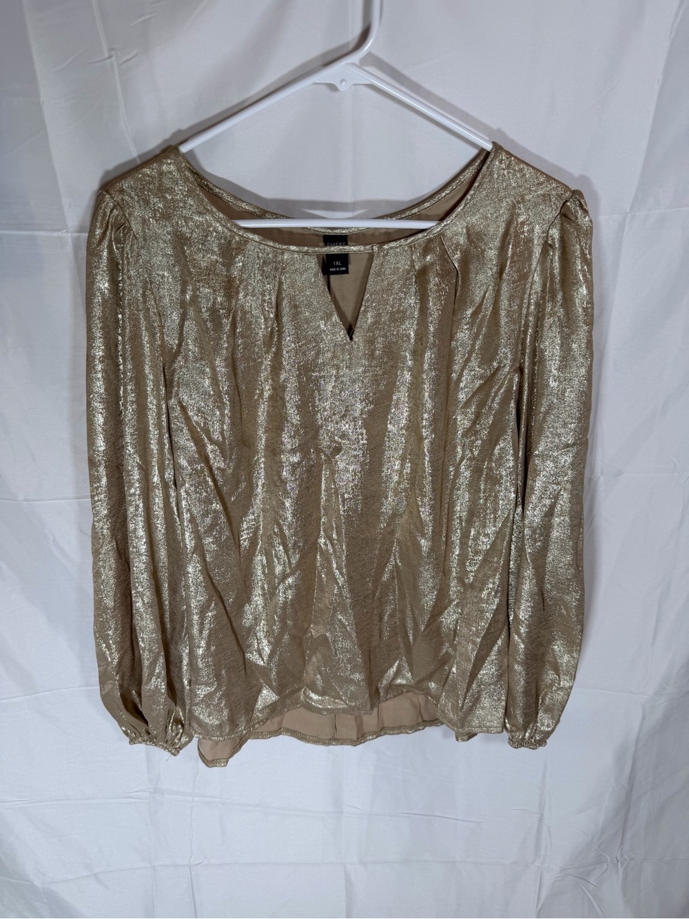 Emery Rose Metallic Gold Shimmer Blouse Plus Size 1XL - Picture 5 of 9
